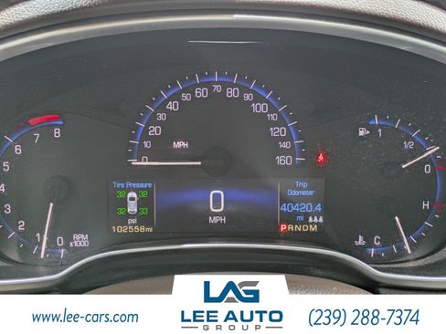 Used 2015 Cadillac SRX Luxury w/ Driver Awareness Package FWD image 24