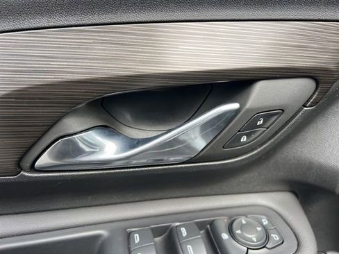 Used 2023 GMC Terrain SLE w/ Driver Convenience Package AWD/4WD image 25