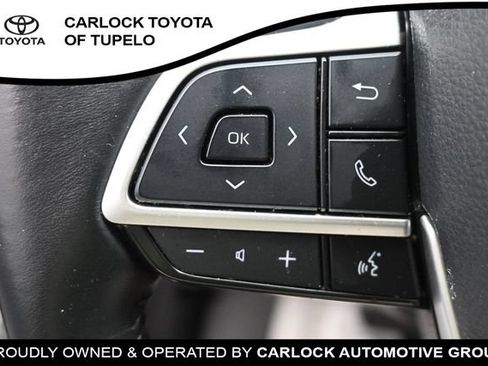 Used 2023 Toyota Highlander XLE FWD image 30