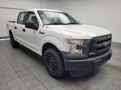 Used 2015 Ford F150 XL w/ Equipment Group 101A Mid AWD/4WD image 13