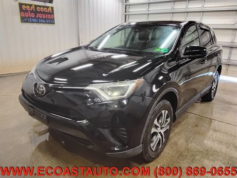 Used 2018 Toyota RAV4 LE w/ All Weather Liner Package AWD/4WD image 4