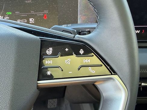 New 2025 Audi A6 e-tron Premium RWD image 17