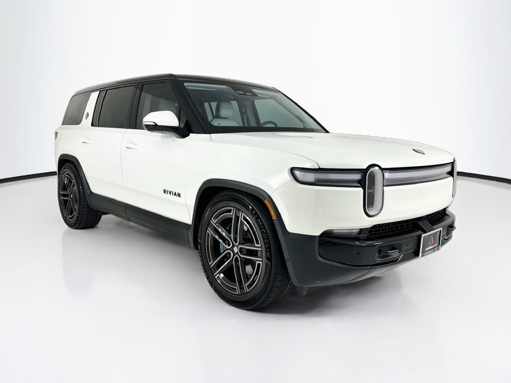 Used 2026 Rivian R1S Premium Quad AWD/4WD image 7