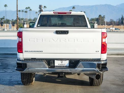 Used 2025 Chevrolet Silverado 2500 LT w/ Convenience Package image 8