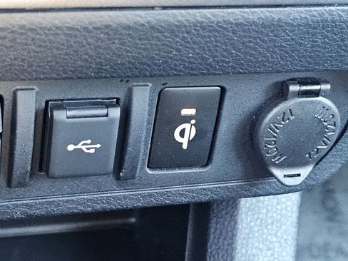 Used 2023 Toyota Tacoma TRD Off-Road w/ TRD Premium Off Road Package image 19