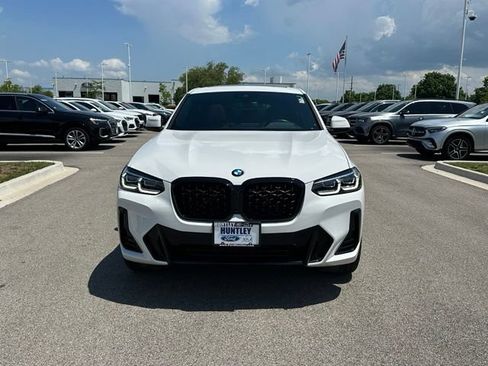 Used 2022 BMW X4 xDrive30i w/ Premium Package Essential AWD/4WD image 2