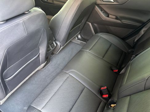 Used 2025 Chevrolet Equinox LT w/ Convenience Package II AWD/4WD image 16