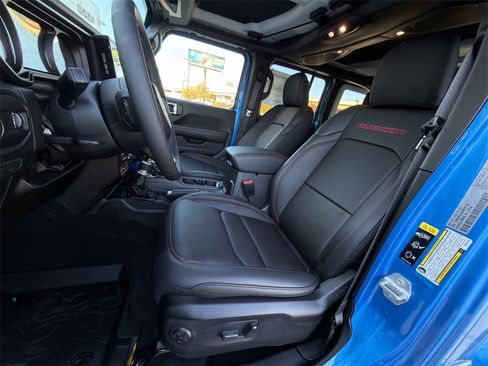 New 2025 Jeep Wrangler Unlimited Rubicon image 19