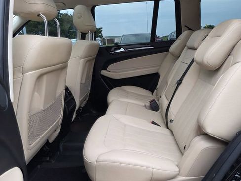 Used 2017 Mercedes-Benz GLS 450 4MATIC image 23