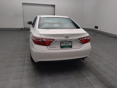 Used 2015 Toyota Camry LE FWD image 6