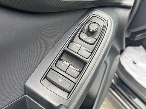 Used 2019 Subaru Crosstrek 2.0i Premium AWD/4WD image 19