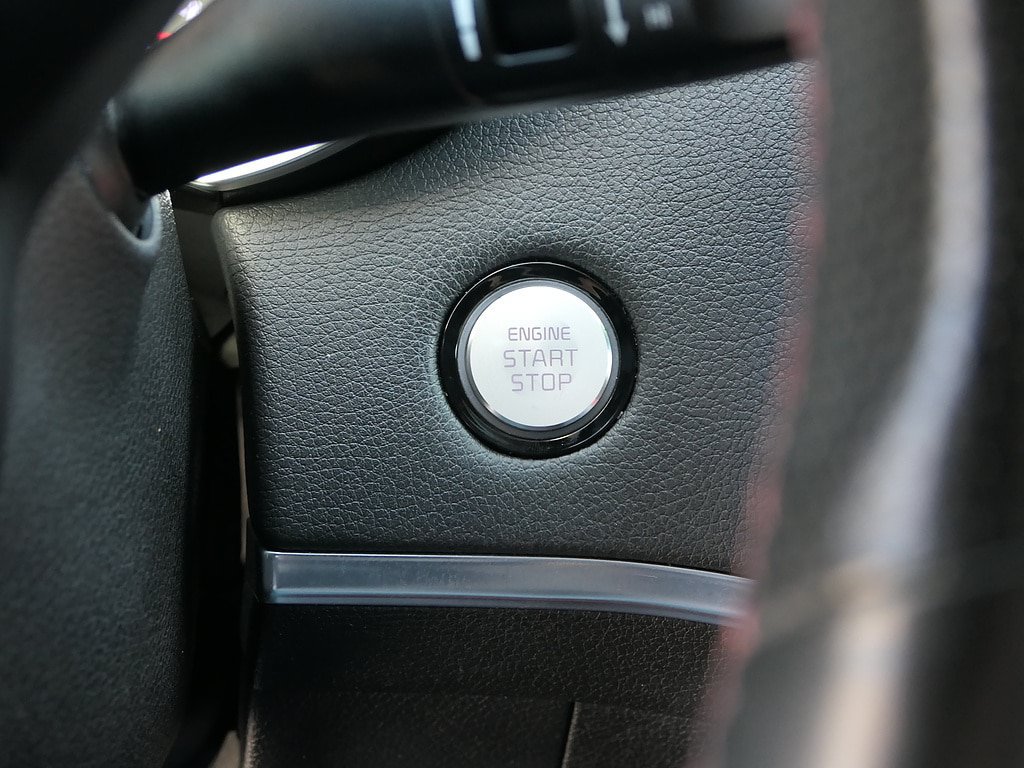 Used 2022 Kia Stinger GT1 w/ Red Interior Color Package RWD image 15