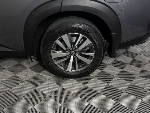 Used 2023 Nissan Pathfinder SL image 12