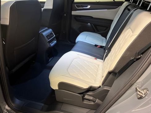 New 2026 Volkswagen Atlas Cross Sport SEL Premium R-Line AWD/4WD image 10