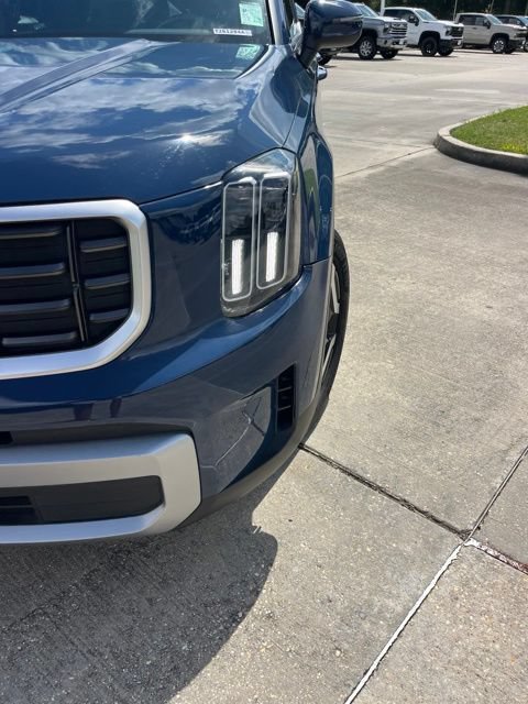 Used 2023 Kia Telluride S w/ S Sunroof Package FWD image 11