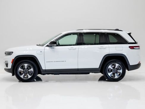 Used 2022 Jeep Grand Cherokee Limited 4xe AWD/4WD image 34