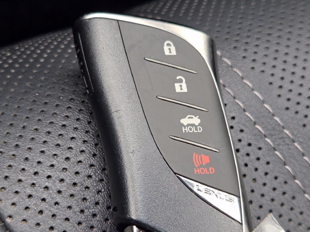 Used 2019 Lexus LS 500 AWD w/ Interior Upgrade Package image 39