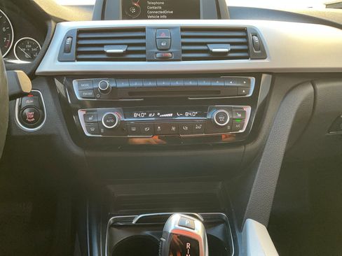 Used 2017 BMW 320i xDrive 320i xDrive image 22