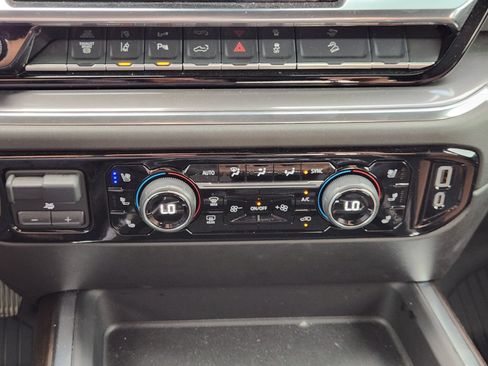 Used 2025 Chevrolet Silverado 2500 High Country w/ High Country Premium Package AWD/4WD image 20