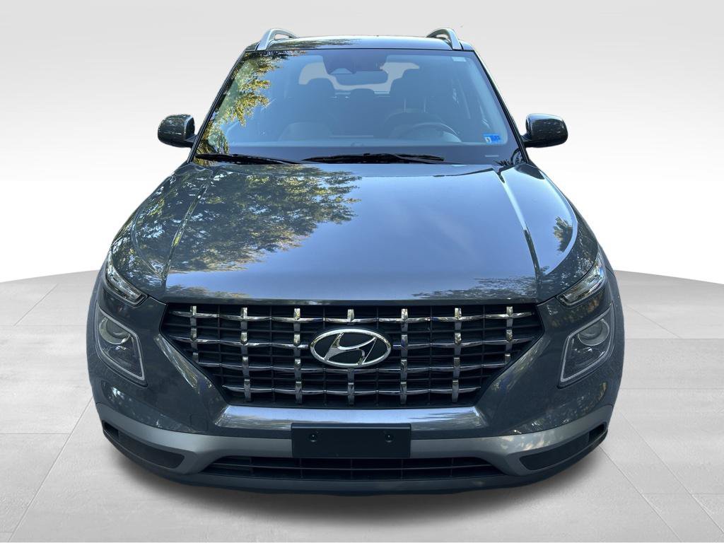 Used 2024 Hyundai Venue SEL FWD image 9
