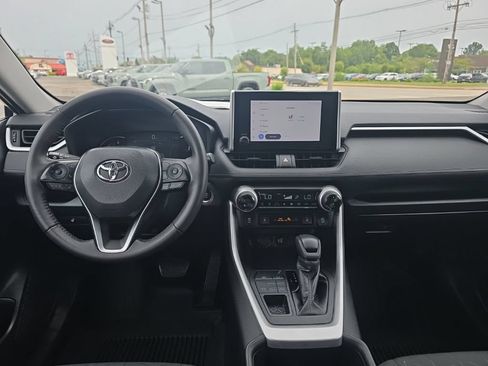 Certified 2023 Toyota RAV4 XLE w/ Convenience Package AWD/4WD image 13