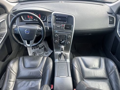 Used 2014 Volvo XC60 T6 AWD/4WD image 17