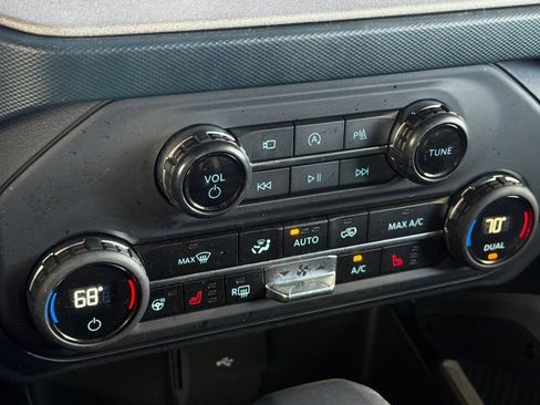 Used 2024 Ford Bronco Outer Banks AWD/4WD image 23