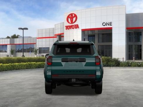New 2026 Toyota 4Runner TRD Off-Road Premium AWD/4WD image 11