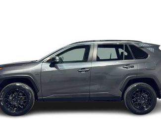 Used 2021 Toyota RAV4 XLE FWD video 1