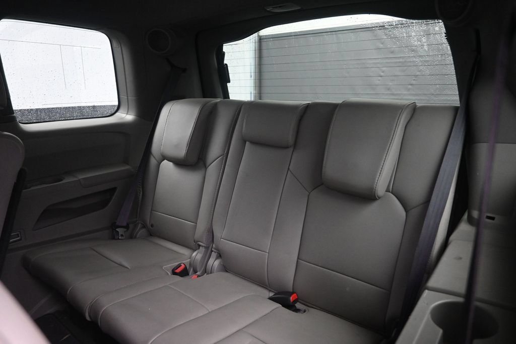 Used 2015 Honda Pilot Touring image 18
