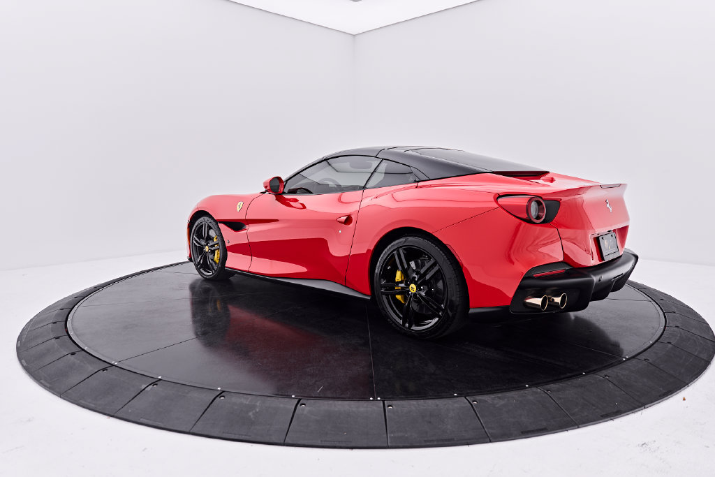 Used 2022 Ferrari Portofino M RWD image 12