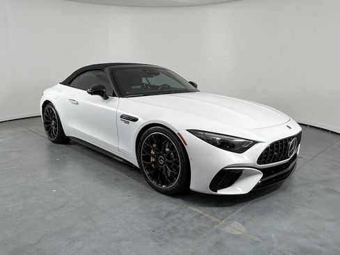 Used 2022 Mercedes-Benz SL 63 AMG 4MATIC image 3