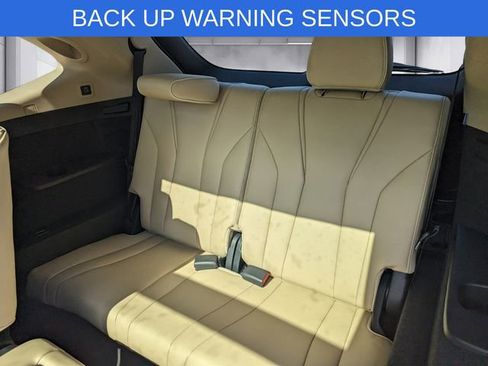 Used 2022 Acura MDX SH-AWD w/ Advance Package image 11