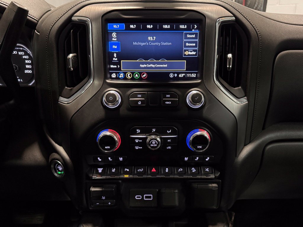 Used 2021 GMC Sierra 2500 Denali w/ Denali Ultimate Package AWD/4WD image 15