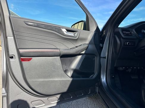 Used 2025 Ford Escape ST-Line AWD/4WD image 14