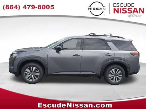 New 2026 Nissan Pathfinder SL FWD image 6