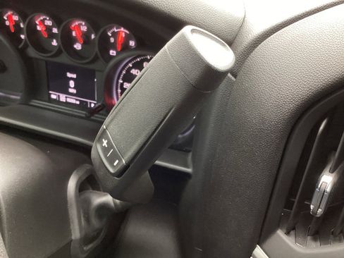 Used 2024 Chevrolet Silverado 2500 Custom w/ Custom Convenience Package image 25