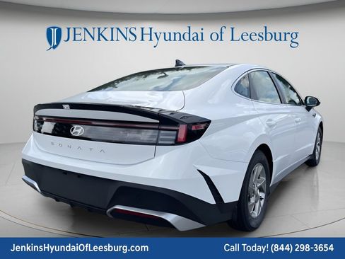 New 2026 Hyundai Sonata SE FWD image 4