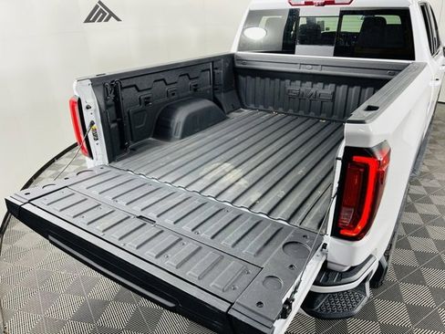 Used 2025 GMC Sierra 1500 AT4 w/ AT4 Premium Package image 6