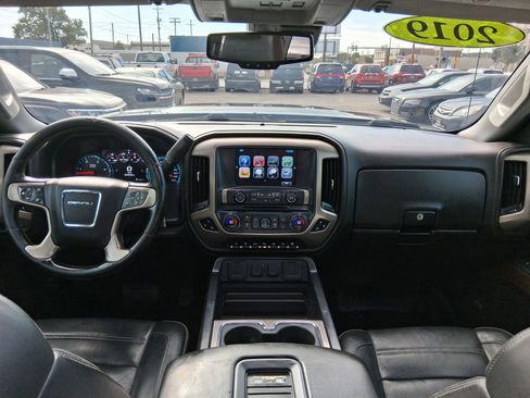 Used 2019 GMC Sierra 2500 Denali w/ Duramax Plus Package image 18
