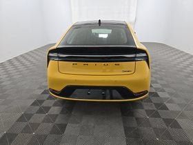 Used 2026 Toyota Prius Plug-In Hybrid FWD image 5