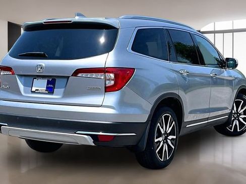 Used 2022 Honda Pilot Touring image 6