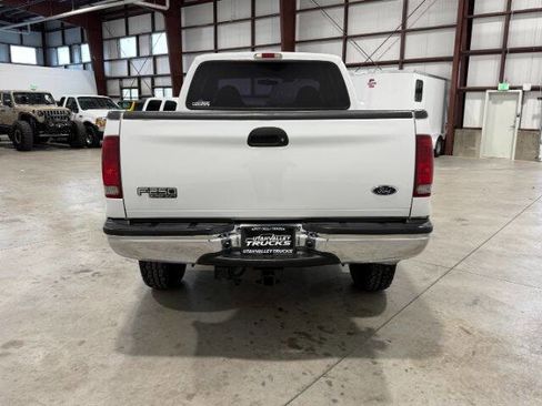 Used 2000 Ford F250 XLT image 9