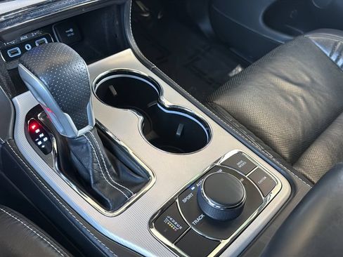 Used 2018 Jeep Grand Cherokee SRT AWD/4WD image 28