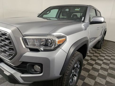 Used 2021 Toyota Tacoma TRD Off-Road image 11