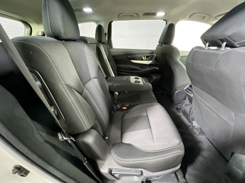 Used 2022 Subaru Ascent Premium w/ Convenience Package image 26