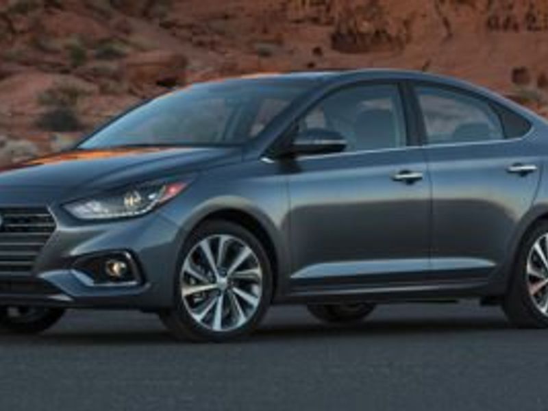 Used 2018 Hyundai Accent SE image 1