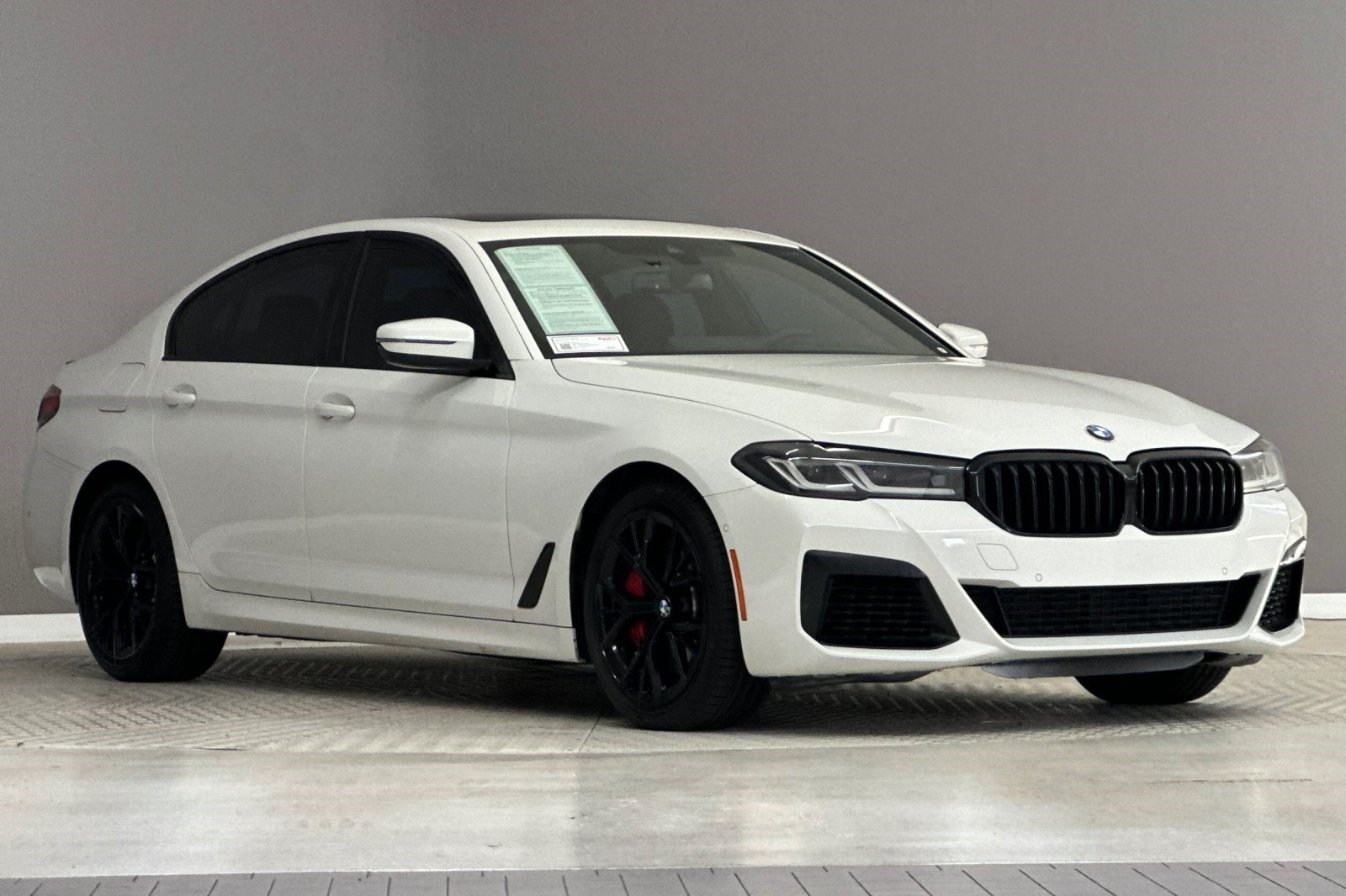 Certified 2023 BMW 540i w/ M Sport Package RWD image 6