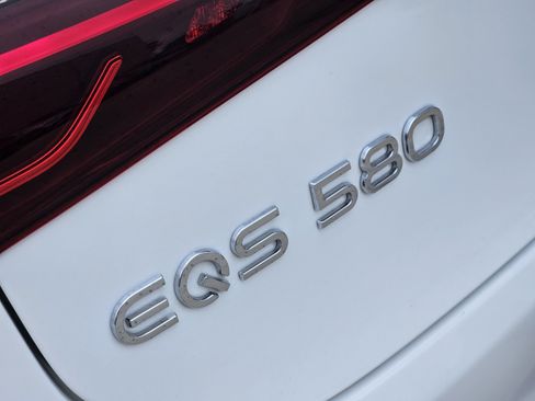 Certified 2023 Mercedes-Benz EQS 580 4MATIC Sedan image 25