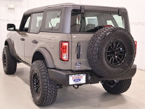 New 2026 Ford Bronco 4-Door AWD/4WD image 7